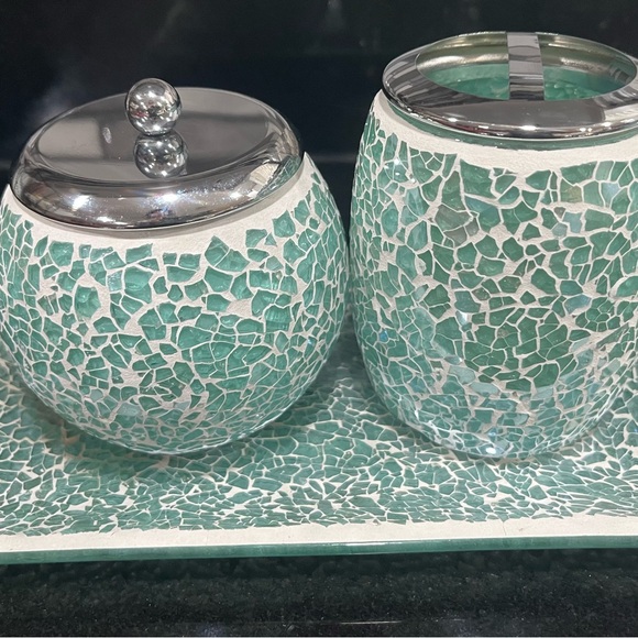 Accessories - Picture 4 of 7